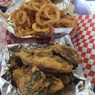 Portobello and onion straw