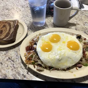Skillet with rye toast.