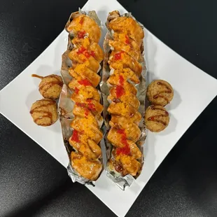 Sushi rolls