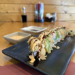 Bang Bang Roll (8pc)