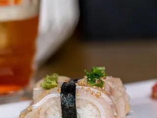 Rock-n-Sake Bar & Sushi