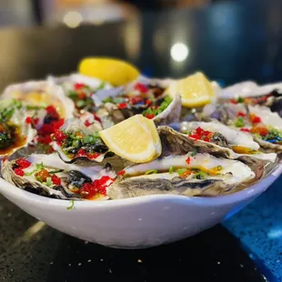 Fresh oysters