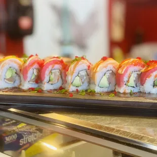 Red ocean roll