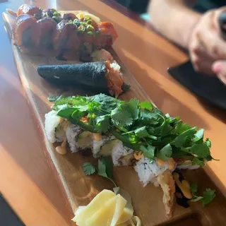 Spicy Salmon Hand Roll