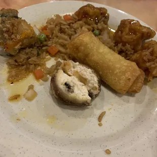 Fly-ed mushrooms... they took 20% off my meal. Unacceptable. Do not recommend this place.