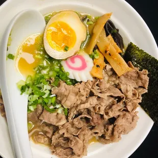 tonkatsu beef ramen