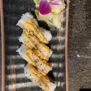 Spicy Yellowtail Roll