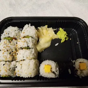 Veggie roll &amp; Tomago roll