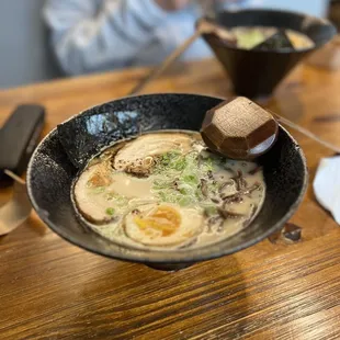 Oishii Ramen Cafe