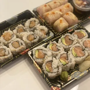 Spicy scallop Salmon avocado Royce roll (riceless)