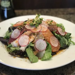 Sashimi Salad