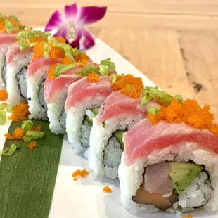 a close up of a sushi