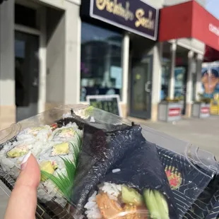 Spicy scallop hand roll
