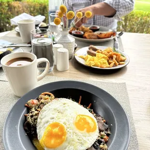 They had amazing food.