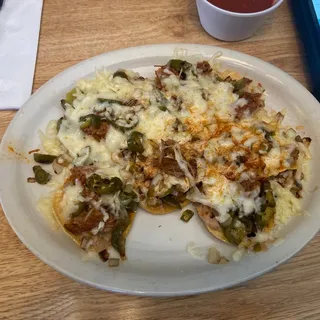 Edu's Spicy Brisket Nachos