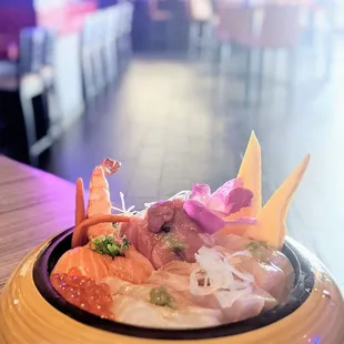 Chirashii bowl