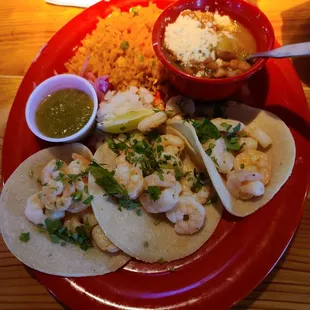 Camarones (shrimp) tacos
