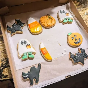 I missed getting a photo of some other pretty designs, but how cute are these?!