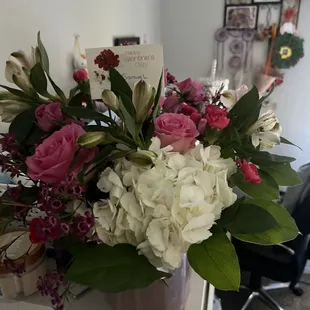 Beautiful bouquet of pink and white flowers!
