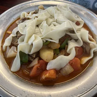 D6. Tomato Lamb with Noodles