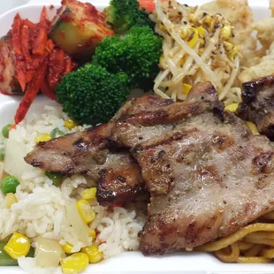 Kimchi cucumbers, steamed vegetables, house chicken, teriyaki chicken, bean sprouts, fried rice, lomein