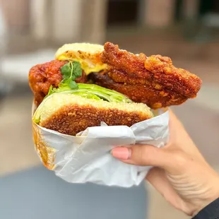 Sichuan hot chicken sandwich