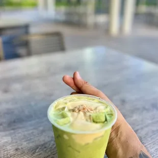 おはよう ございます^.^ Banana Matcha Latté! Oishii!
