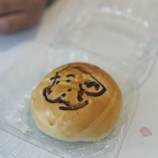 Emoji bun