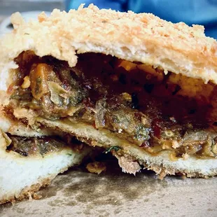 Cross section of the spicy curry pan