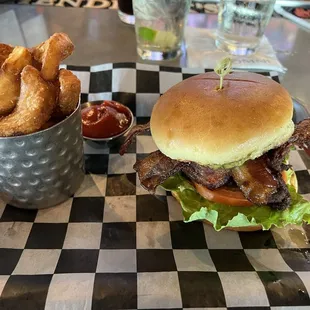 Smokehouse Chicken Sandwich - delicious