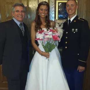 OKC Wedding Officiants Pastor John T Snelson V performing a elopement ceremony in Lawton, OK.