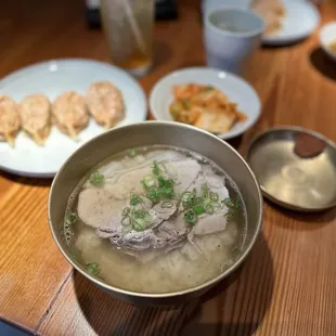 Dweji Gomtang close-up (pork rice soup)