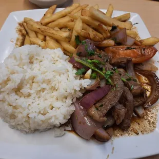 Lomo Saltado