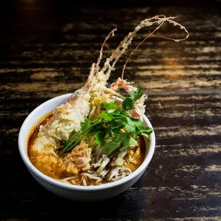 TOM YUM RAMEN