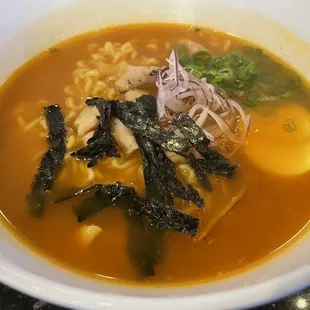 ramen and noodles, food