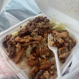 Chicken and beef plate pure trash go to panda