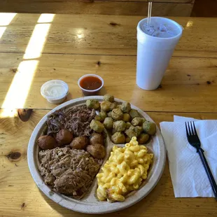 Lil Combo - 2 meats &amp; 2 sides