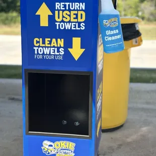 Okie Express Auto Wash Edmond offers you FREE vacuums, towels, and mat cleaners for all your car wash and detailing needs you every visit!