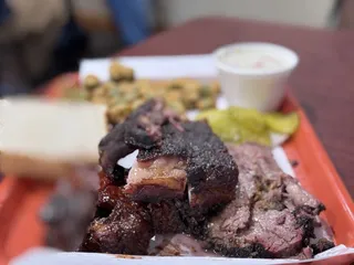 Luke's BBQ