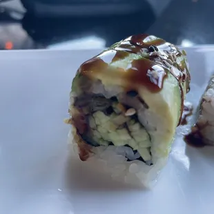 Dragon roll