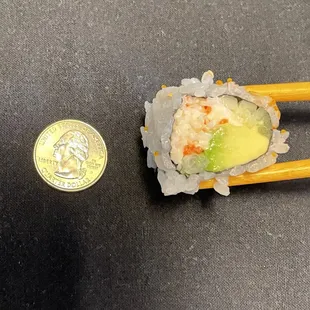 Minuscule California roll