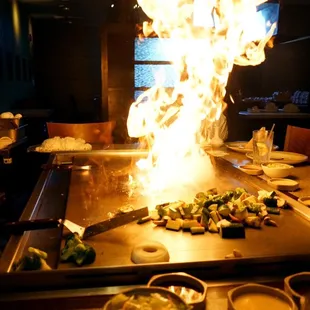 Soft opening on 4/6/2022 hibachi table available，call restaurant to make reservations！