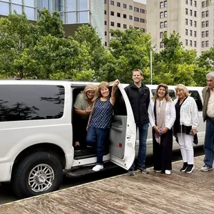 Come have fun with Oklahoma City Limo