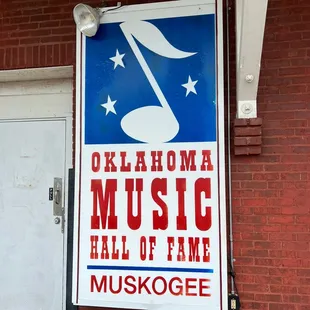 a sign for the oklahoma music hall of fame