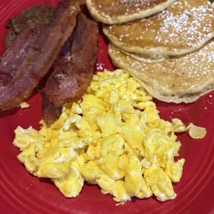 Big Hoss +biscuit and gravy