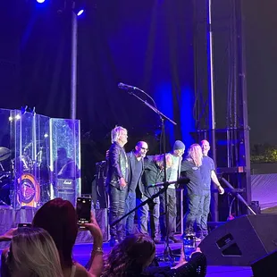 Curtain call Lou Gramm of Foreigner, 2023..he can still rock!