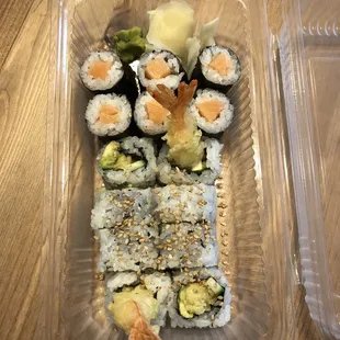 Salmon maki, shrimp tempura roll