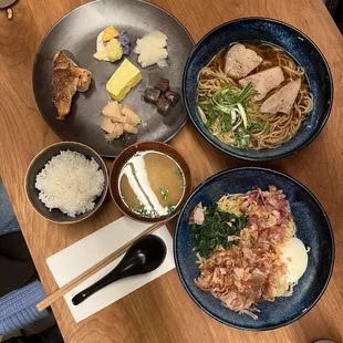 ramen and noodles, food