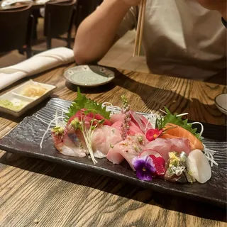 Moriawase (combination Sashimi)