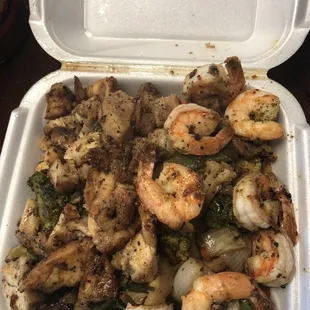 This is a mojo chicken and shrimp (only served on Tuesday) sooooooo good